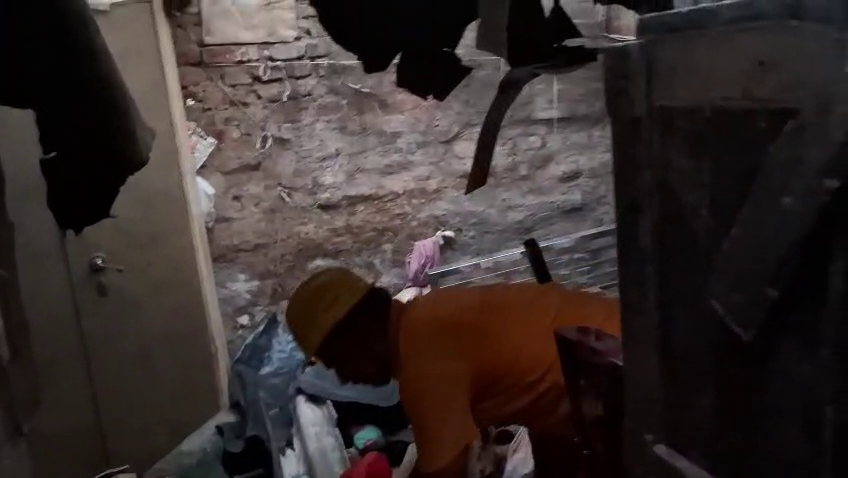 ଭୁଶୁଡ଼ିଲା ବାଲକୋନି ,  ୩ ମୃତ ୬ ଆହତ