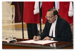 ଭାରତର ୫୩ତମ ପ୍ରଧାନ ବିଚାରପତି ଭାବେ ଜଷ୍ଟିସ ସୂର୍ଯ୍ୟକାନ୍ତ ଶପଥ ଗ୍ରହଣ କରିଛନ୍ତି